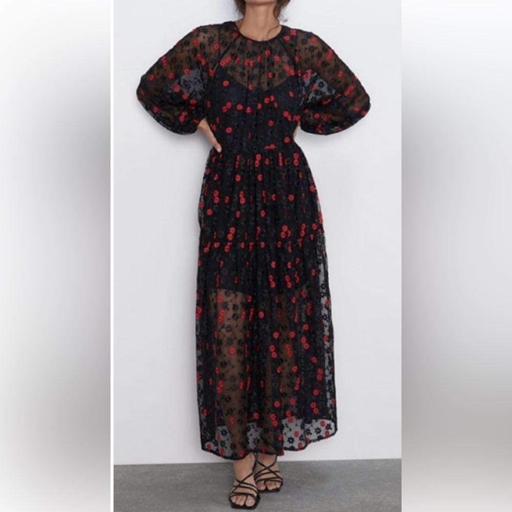 Zara Black/Red Embroidered Floral Oversized Dress Medium